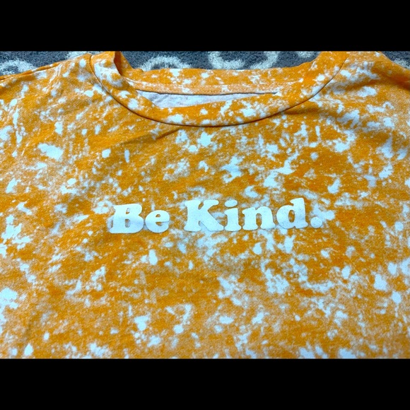 Graphic Crop Tee. - Picture 2 of 3